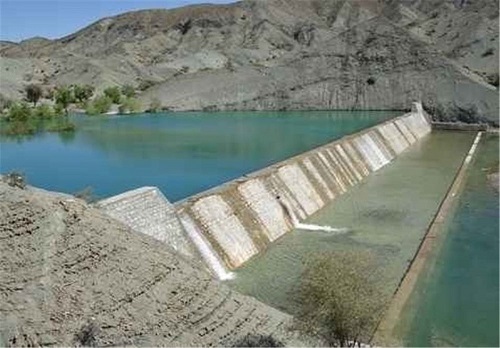 احداث بانکت در حوزه آبخیزداری سیرجان