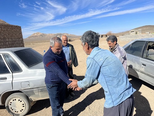 بازدید میدانی فرماندار سیرجان از روستاهای مرزی
